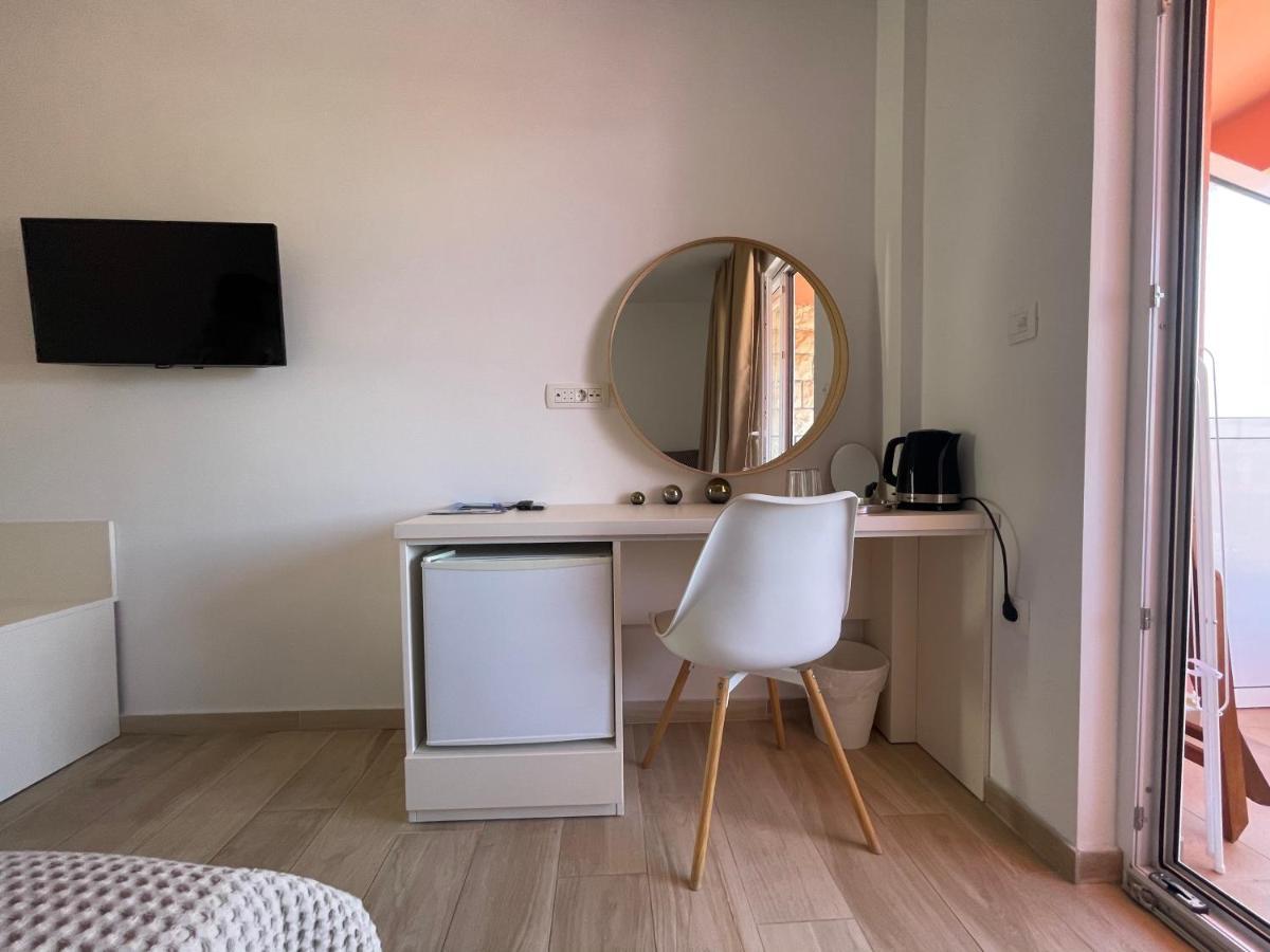 St. Nicholas Rooms Hvar Town Esterno foto