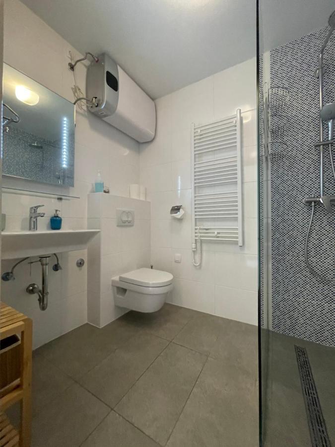 St. Nicholas Rooms Hvar Town Esterno foto