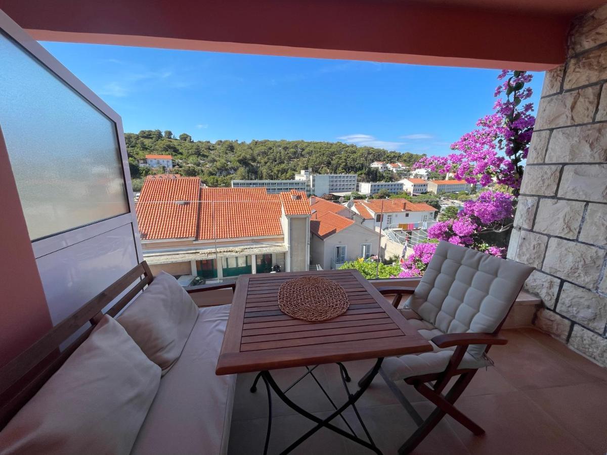 St. Nicholas Rooms Hvar Town Esterno foto