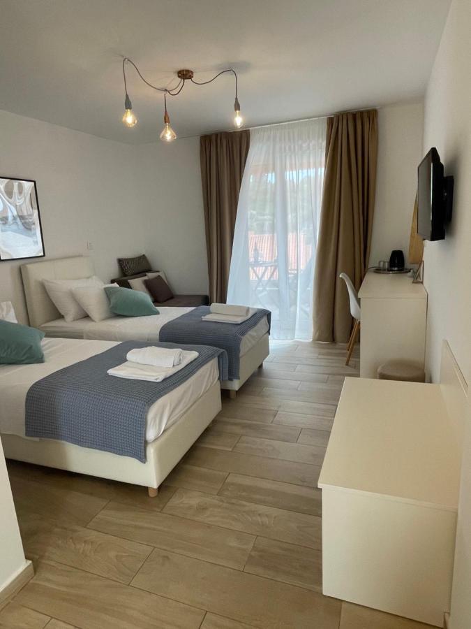 St. Nicholas Rooms Hvar Town Esterno foto