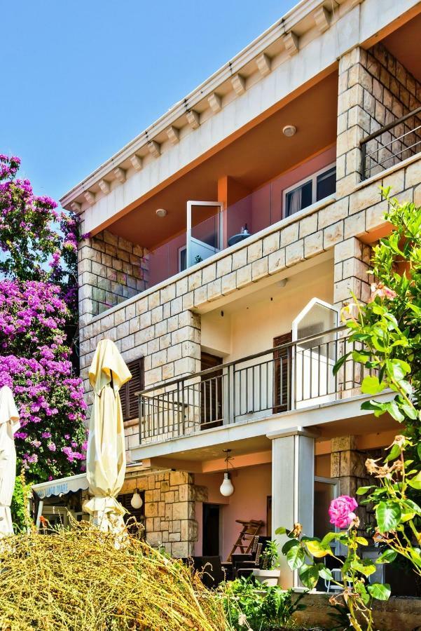 St. Nicholas Rooms Hvar Town Esterno foto