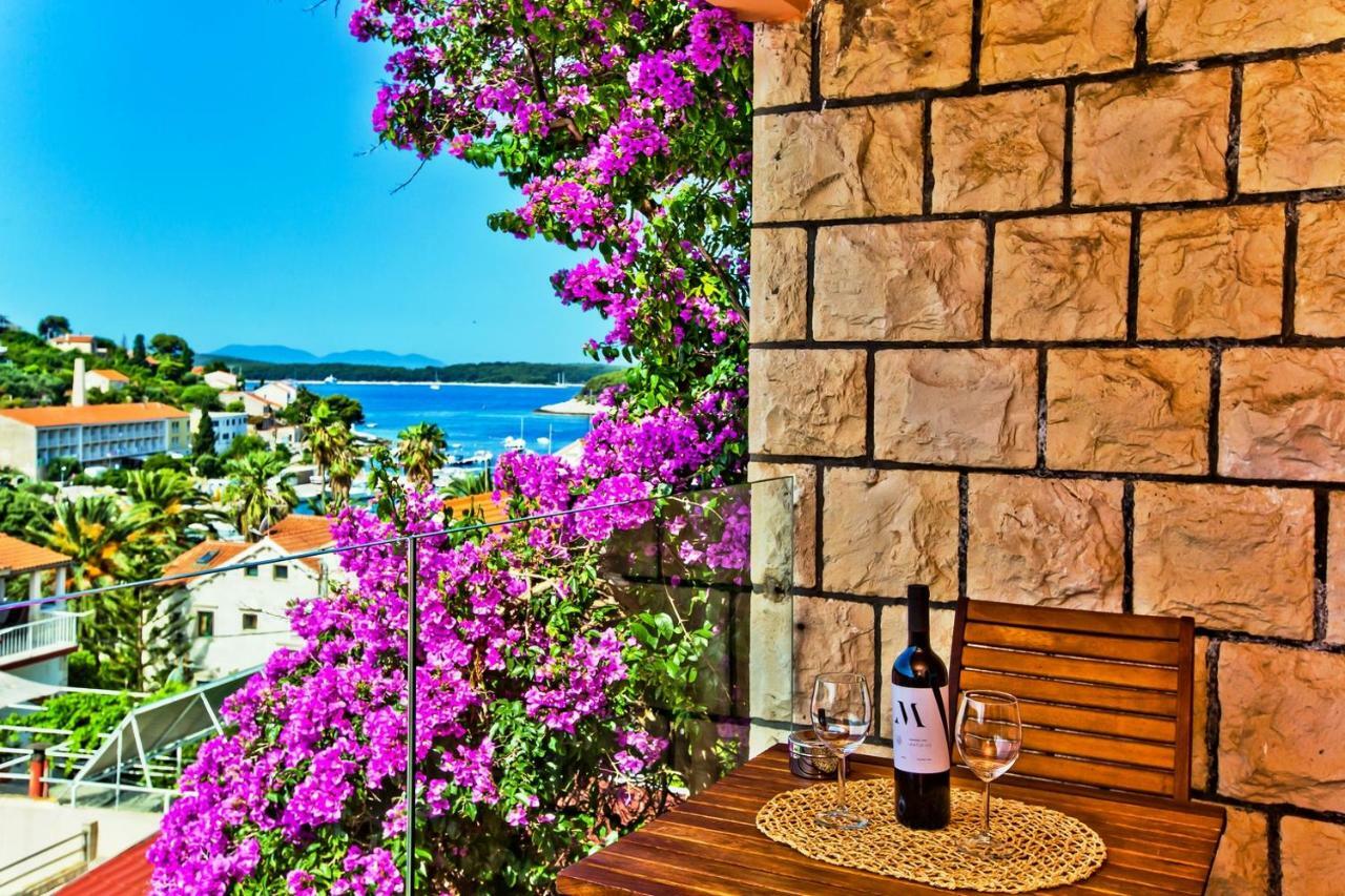 St. Nicholas Rooms Hvar Town Esterno foto